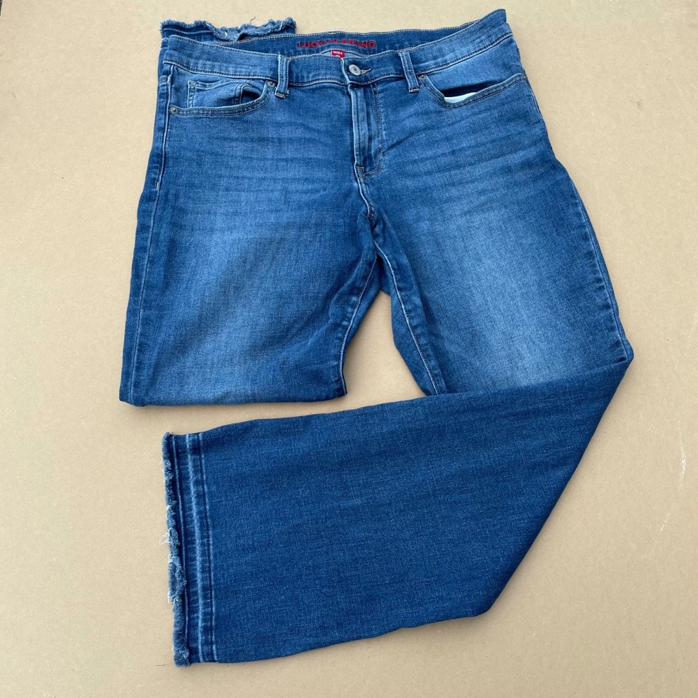 Lucky Brand Sweet Mid Rise Boot Jeans Womens 14/32 Blue Excellent Distressed Hem